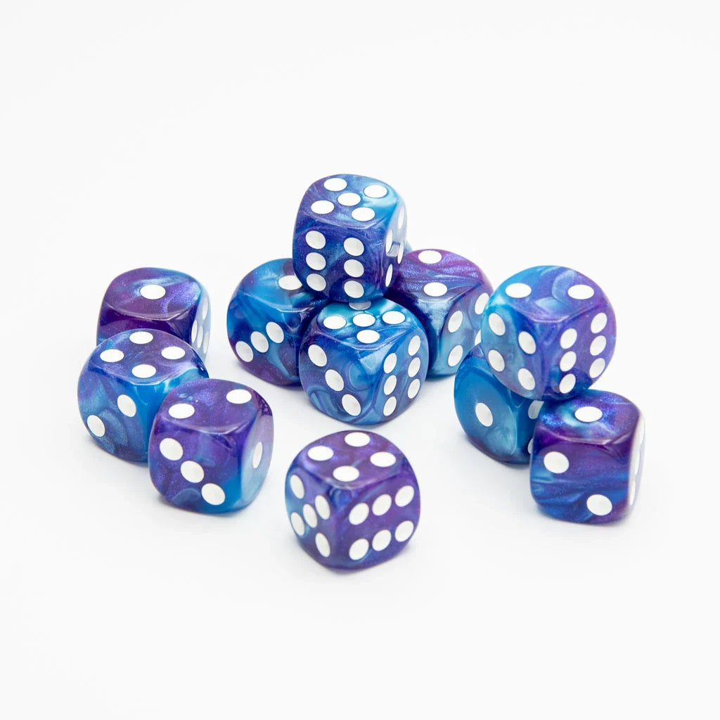 16 mm D6 | Schillerndes Lila & Blau | Runde Kante | 12er-Pack