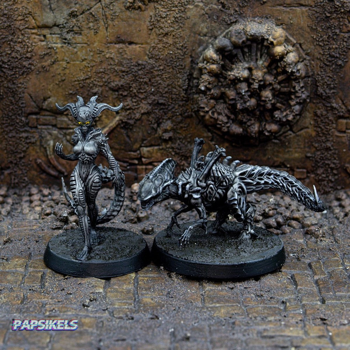 Xeno Parasaurolop Alien Miniature - We Print Miniatures -Papsikels Miniatures