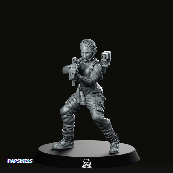 Human Colonial Marine Colonel Eula Hendricks Miniature - We Print Miniatures