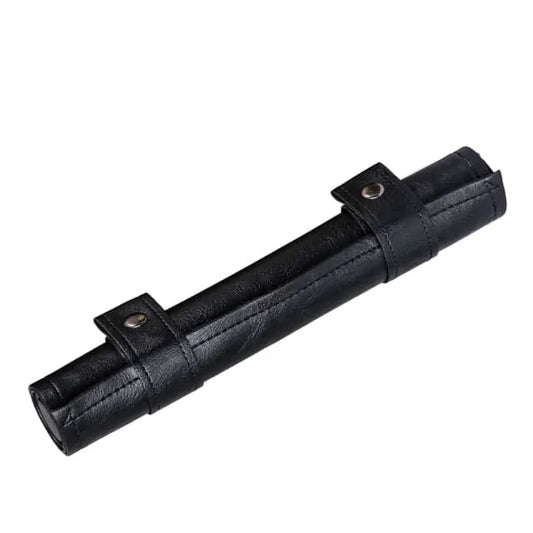 Scroll of Holding (Schwarz) | Würfelmatte aus veganem Leder