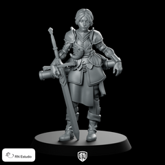 9 Philomena Miniature Armored Female Greatsword Soldier