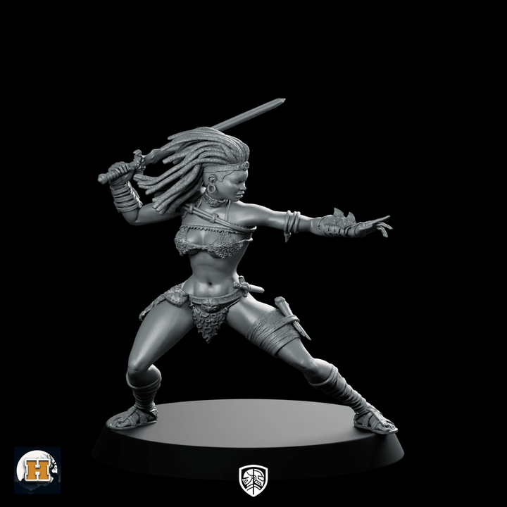 Ashara Miniature Dynamic Female Warrior Swordfighter