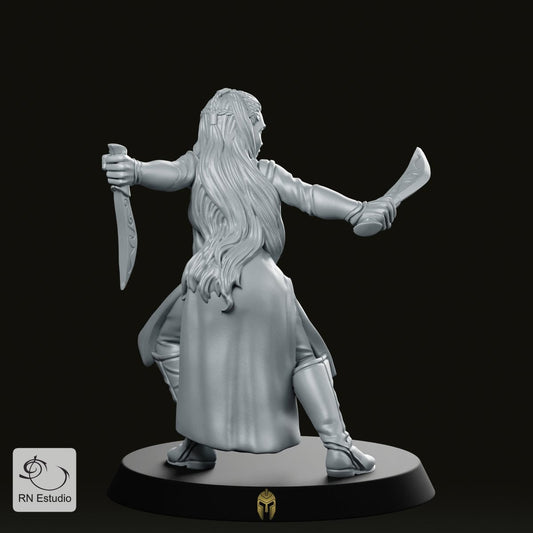 Aurielle With Daggers Miniature - We Print Miniatures