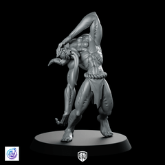 Broken Neck Demon Miniature Twisted Horror Fiend - CastNPlay - We Print Miniatures