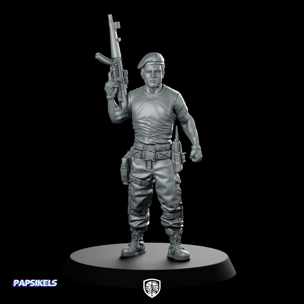 Colonel Ego Miniature Sci-Fi Soldier Beret Gun