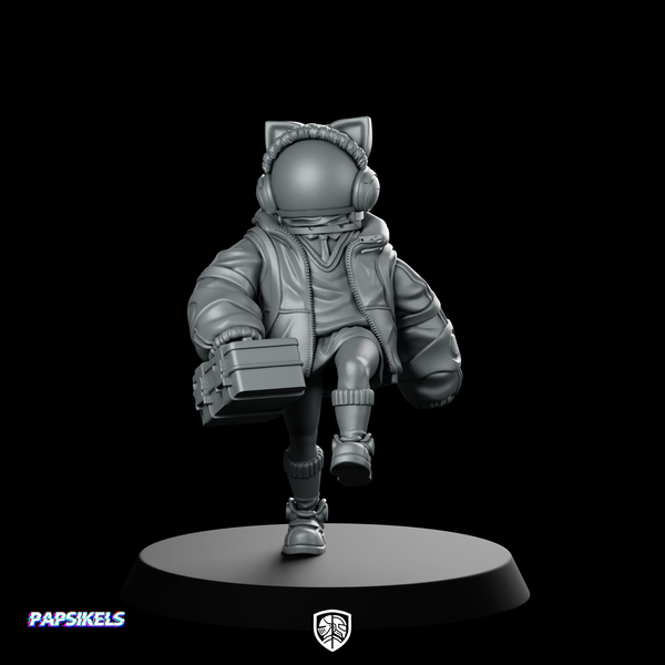 Delivery Gurl Itsy Pitsy Cyberpunk Miniature Courier Runner