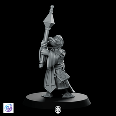 Duckfolk Cleric Miniature Divine Acolyte Staff Prayer - CastNPlay - We Print Miniatures