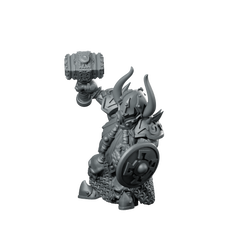 Dw1 Dwarf Warrior Miniature Horned Armour Miniature 360 Spin 01