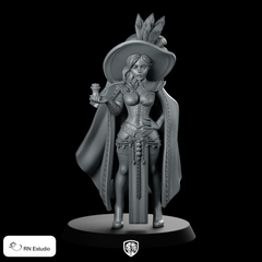 Elvalia Miniature Elegant Feathered Cloak Noble Hero