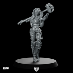 Harpy Queen Cyberpunk Miniature Female Sci-Fi Hammer