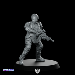 Human Colonial Marine Colonel Eula Hendricks 2 Miniature