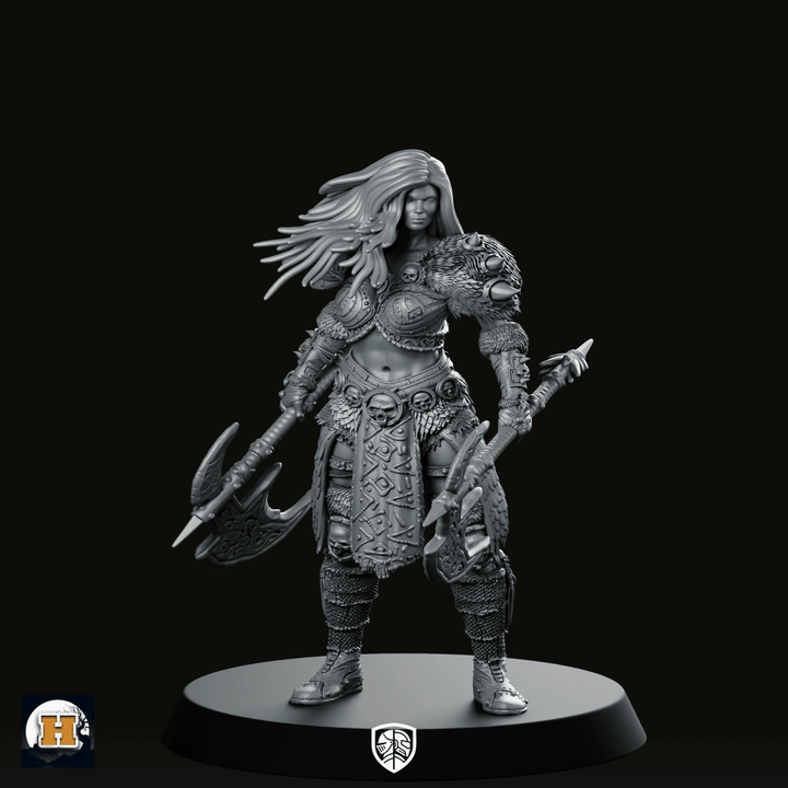 Lady Dindraine Miniature Armored Barbarian Dual-Axe Warrior