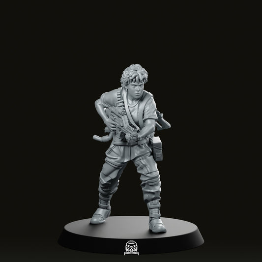 Lieutenant 1st Class Miniature - Papsikels Miniatures - We Print Miniatures