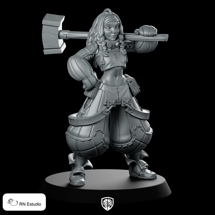 Phoebe (Monster Hunting Engineer) Miniatura Artigiana con Martello