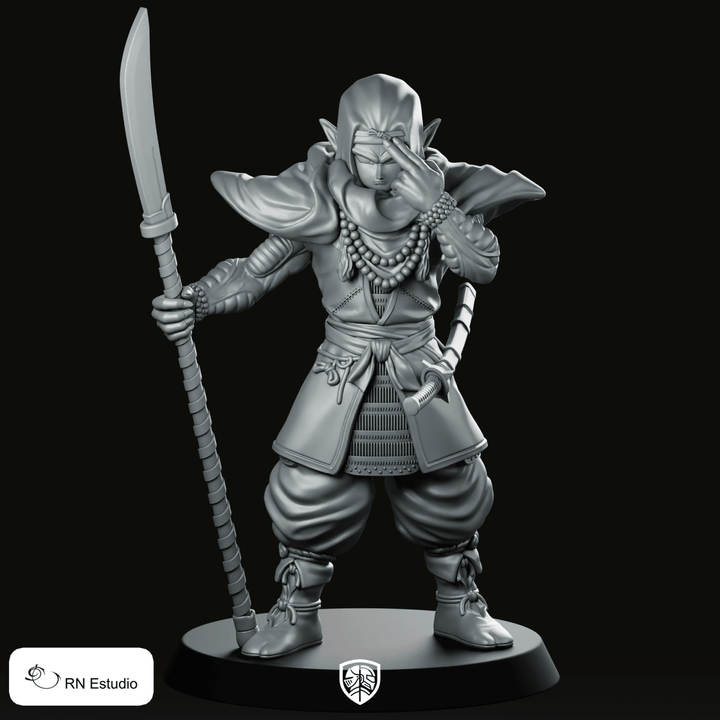 Piccolo Miniature Hooded Polearm Assassin Fantasy Resin