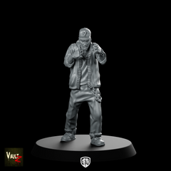 Jesse Miniature Streetwise Survivor Chain Casual Urban