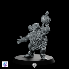 Qimmi Stedfast Miniature Dwarf Alchemist