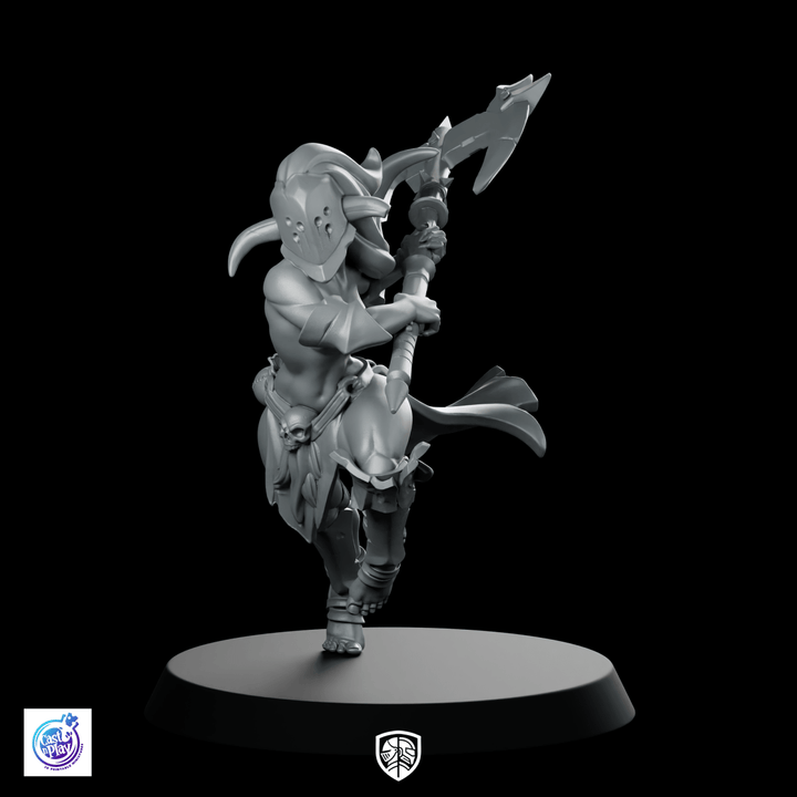 Skull Collectors F Miniature Horned Spearwoman
