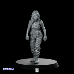 Scared Young Scavenger Miniature Sci - Fi Survivor Resin - Papsikels Miniatures - We Print Miniatures