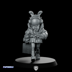 Scifi Delivery Gurl Kwinkle Lilstah Miniature Space Courier