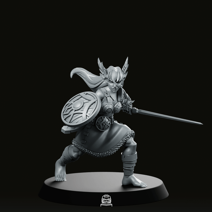 Figurine Valkyrie au bouclier, guerrière à l'épée