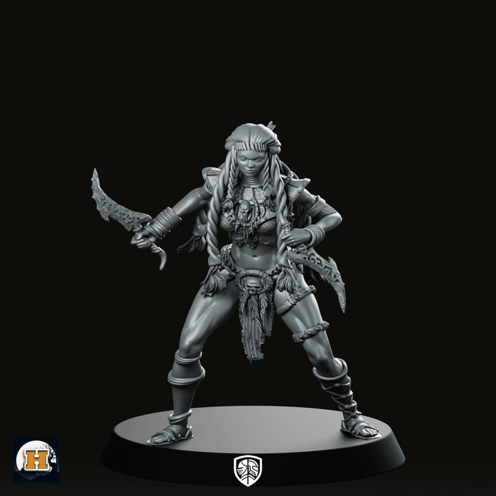Verso Miniature Dual-Dagger Female Warrior Resin