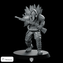 Wasteland CrowEyes Miniature Bounty Hunter Gas Mask Rifle - RN Estudio - We Print Miniatures