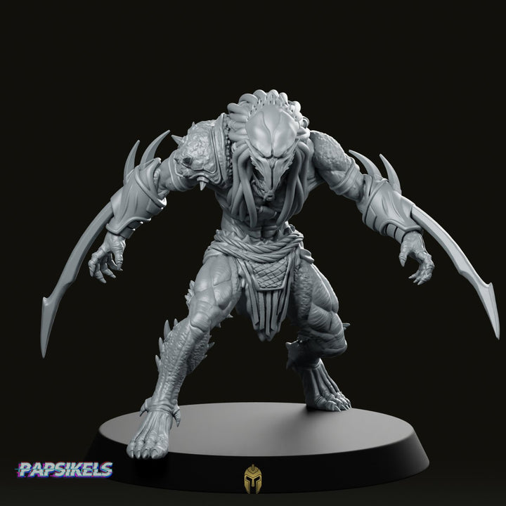 White Crow Assassin Skull Hunter 1 Figurine Alien