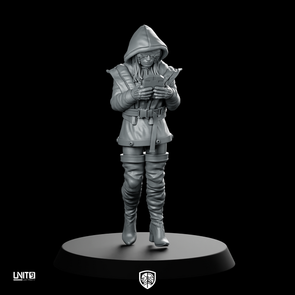 Zara Davis 01 Cyberpunk Miniature Hooded Scout Navigator