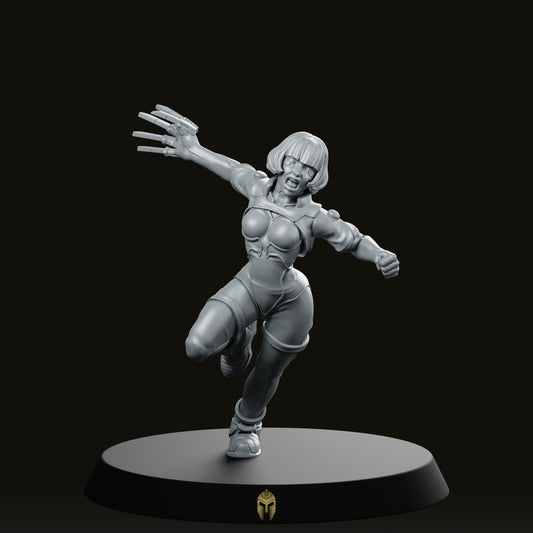 Ayeisha With Cyberclaw Cyberpunk Miniature - We Print Miniatures -Papsikels Miniatures