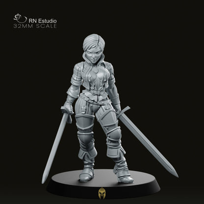 Blademaster Daena Miniature - We Print Miniatures -RN Estudio