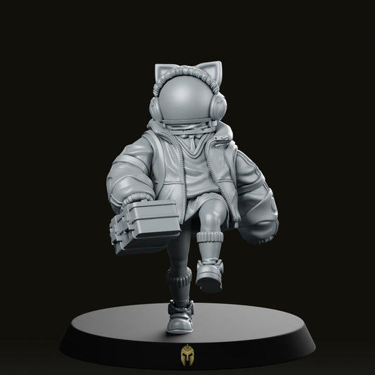 Delivery Gurl Itsy Pitsy Cyberpunk Miniature - We Print Miniatures -Papsikels Miniatures
