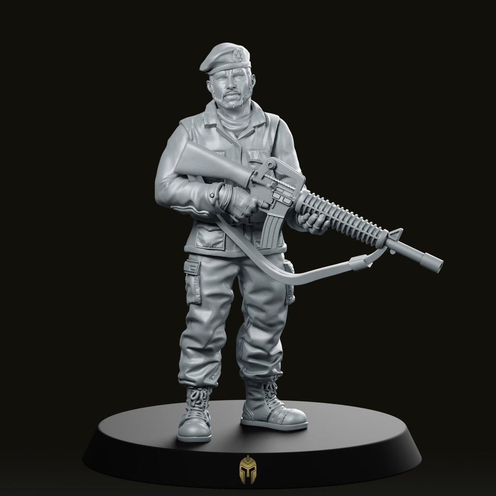 Military Police Guard E Miniature