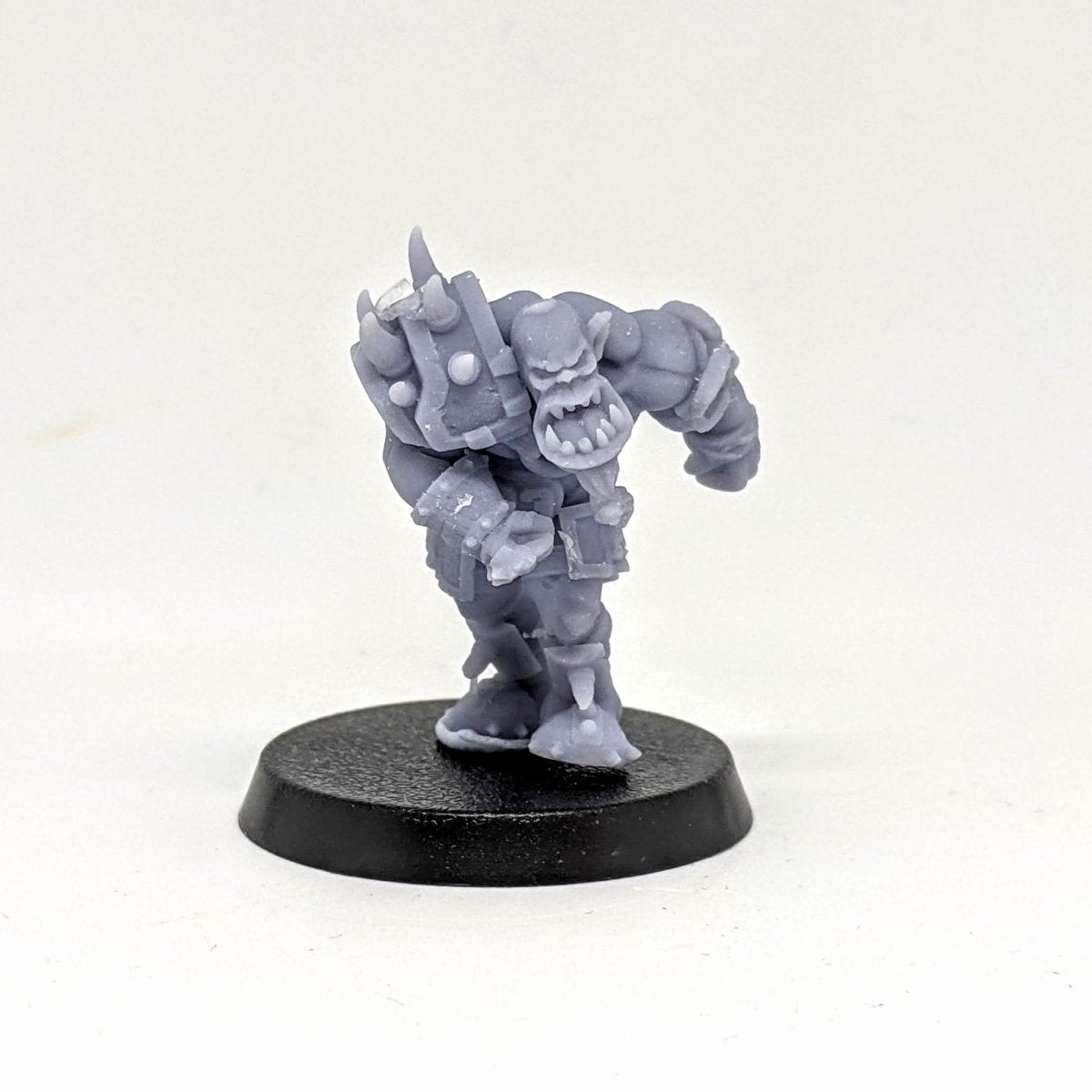 Orc Blitzer 3 Miniature - We Print Miniatures -RN Estudio