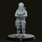 Se 1 Team Archaeologist Miniature - We Print Miniatures -Papsikels Miniatures