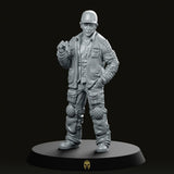 Space Crew Hyperiox Engineering Technician Miniature - We Print Miniatures -Papsikels Miniatures