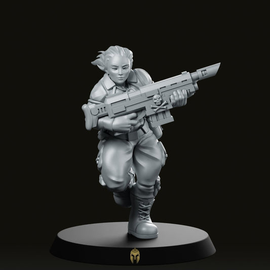 Strong Female Soldier Miniature - We Print Miniatures -Onmioji