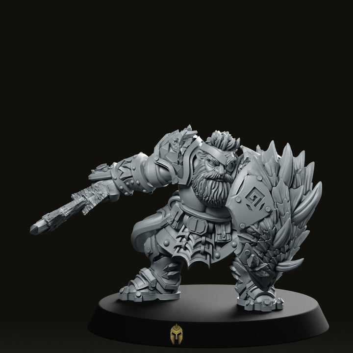Vulcan Dwarves Heat Maulers I Miniature Armored Shieldbearer