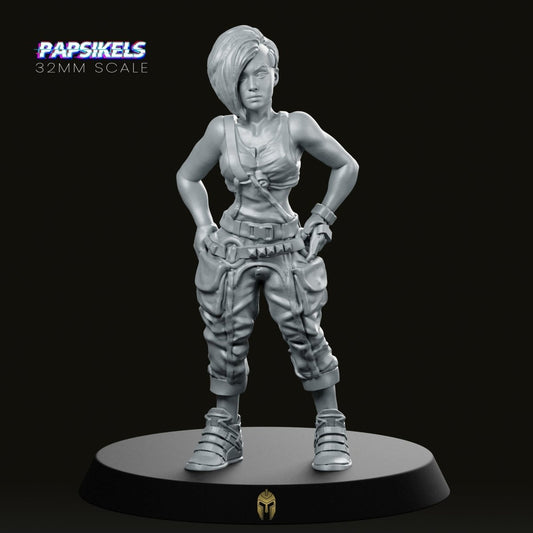 Winnifred Female Mech Engineer Miniature - We Print Miniatures -Papsikels Miniatures